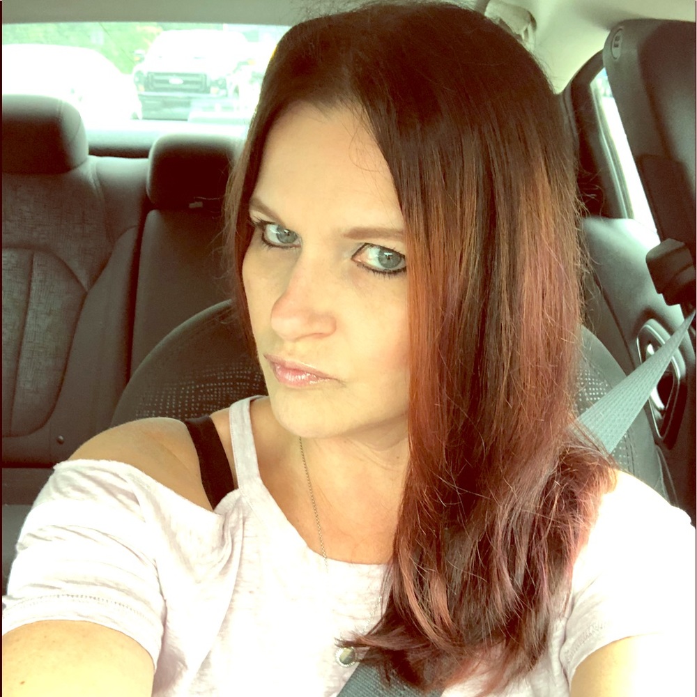 Meet your Posher, Vanessa